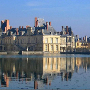 Castelo de Fontainebleau e Vilarejo de Barbizon