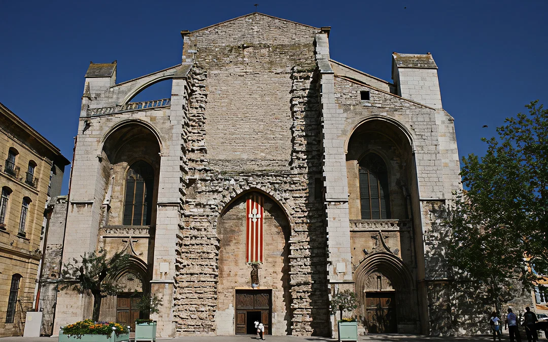 Saint Maxime de la Sainte Baume e Gruta de Maria Madalena