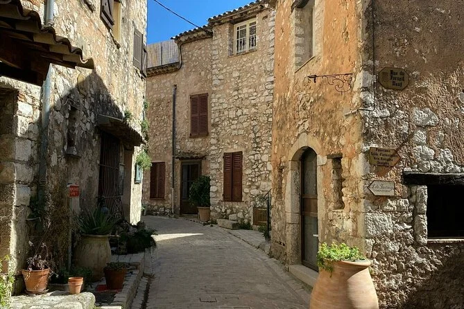 Grasse, Tourettes-sur-Loup, Gourdon