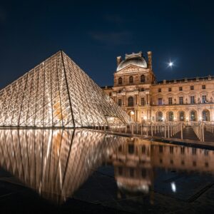 Uma Noite no Museu (Louvre, D’Orsay ou Les Invalides)
